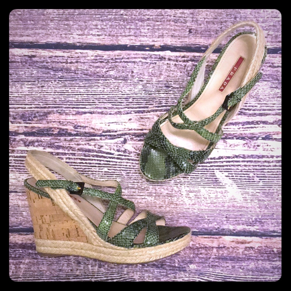 Prada Donna Green Snakeskin Espadrille Wedge 8.5